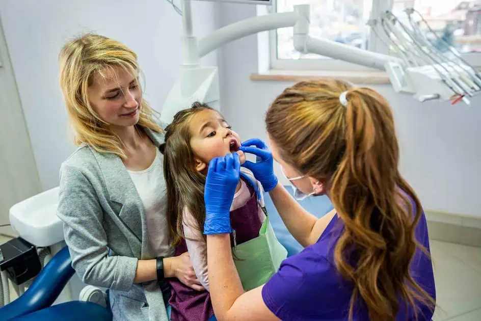 Tips for Helping Your Child Cope with Tooth Extraction Anxiety